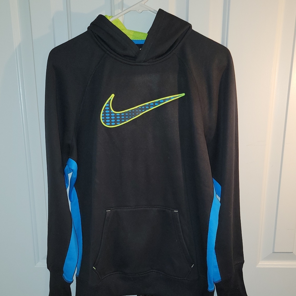 Women's Nike therma fit hoodie size XL